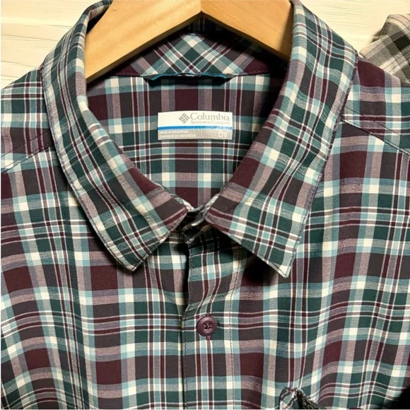 2 Columbia Men’s Casual Shirts🎈 - Picture 2 of 10